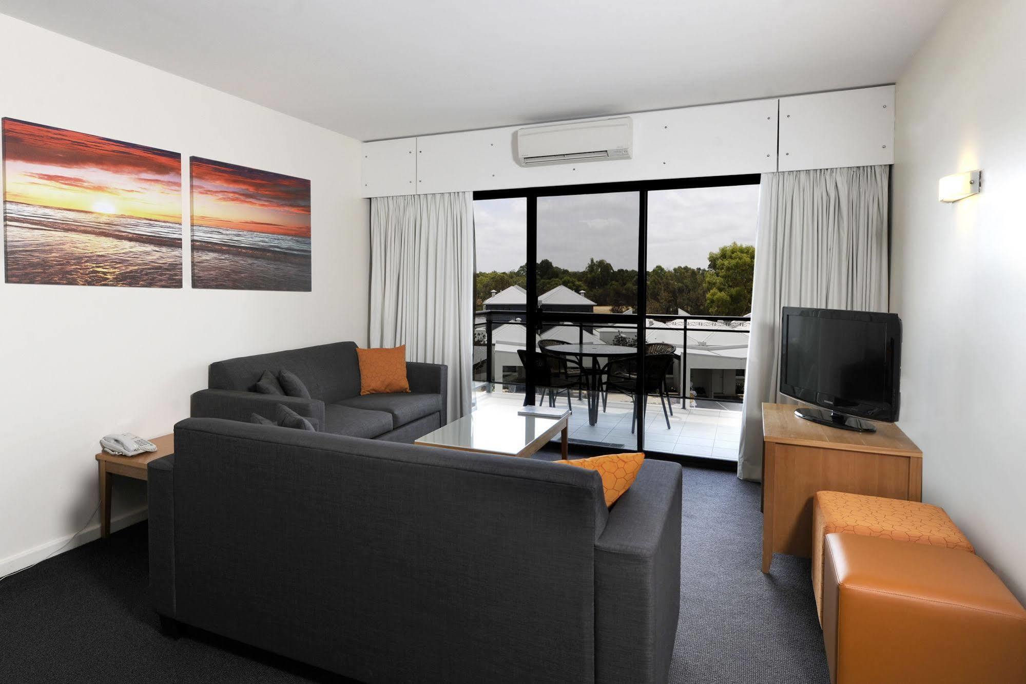 פרת'' Assured Ascot Quays Apartment Hotel מראה חיצוני תמונה